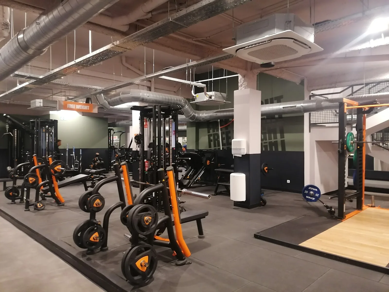 Gimnasio Basic-Fit en Barcelona