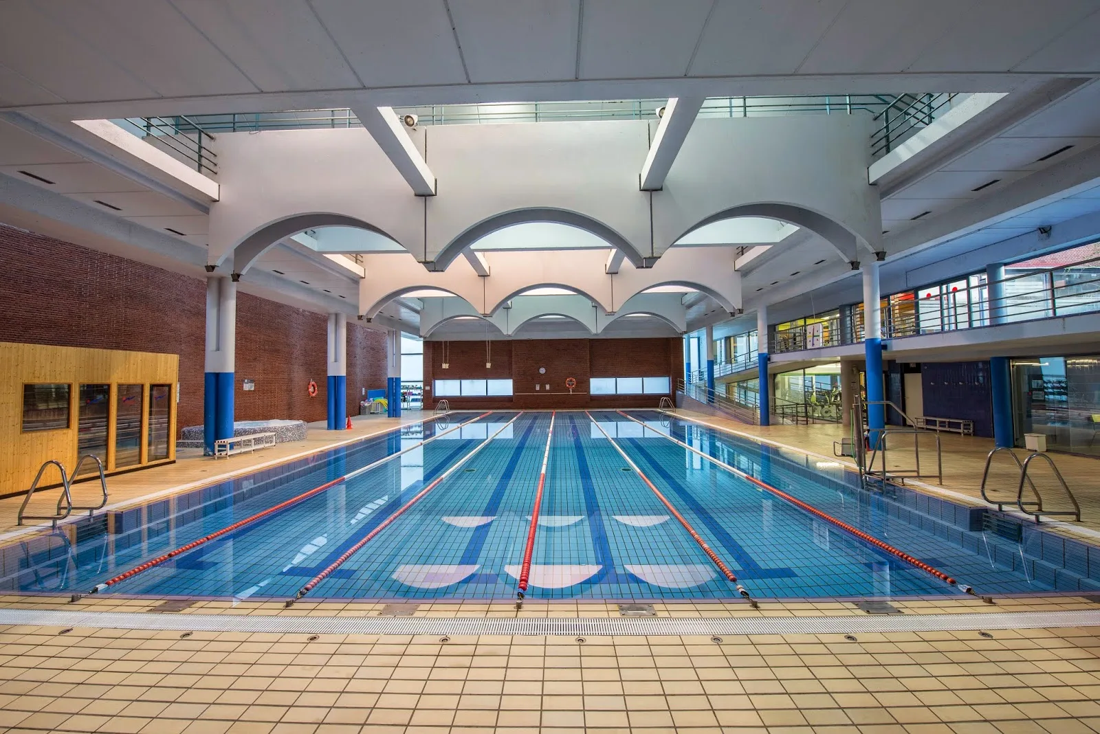Gimnasio CEM La Verneda en Barcelona