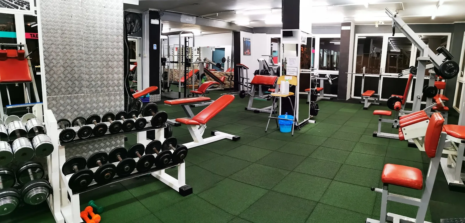Gimnasio Club Esports Fabra gym en Barcelona