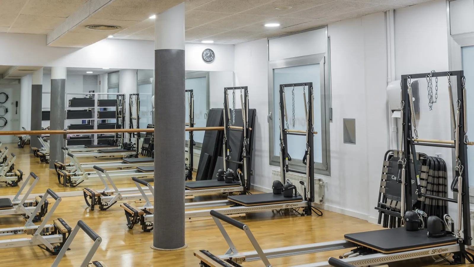 Gimnasio Dona10 Còrsega en Barcelona