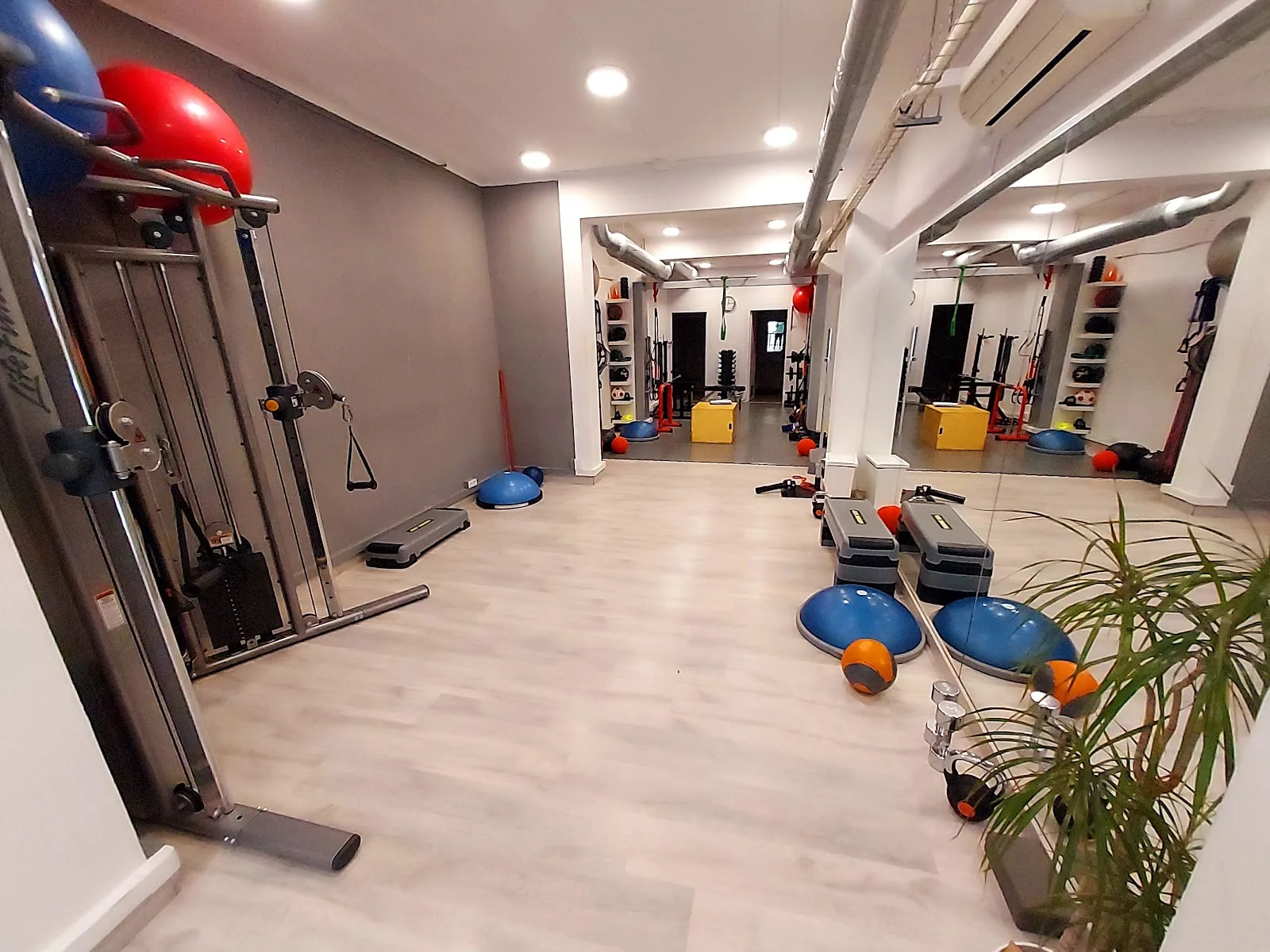 Gimnasio ESPAIFIT BCN - Entrenamiento Personal en Barcelona