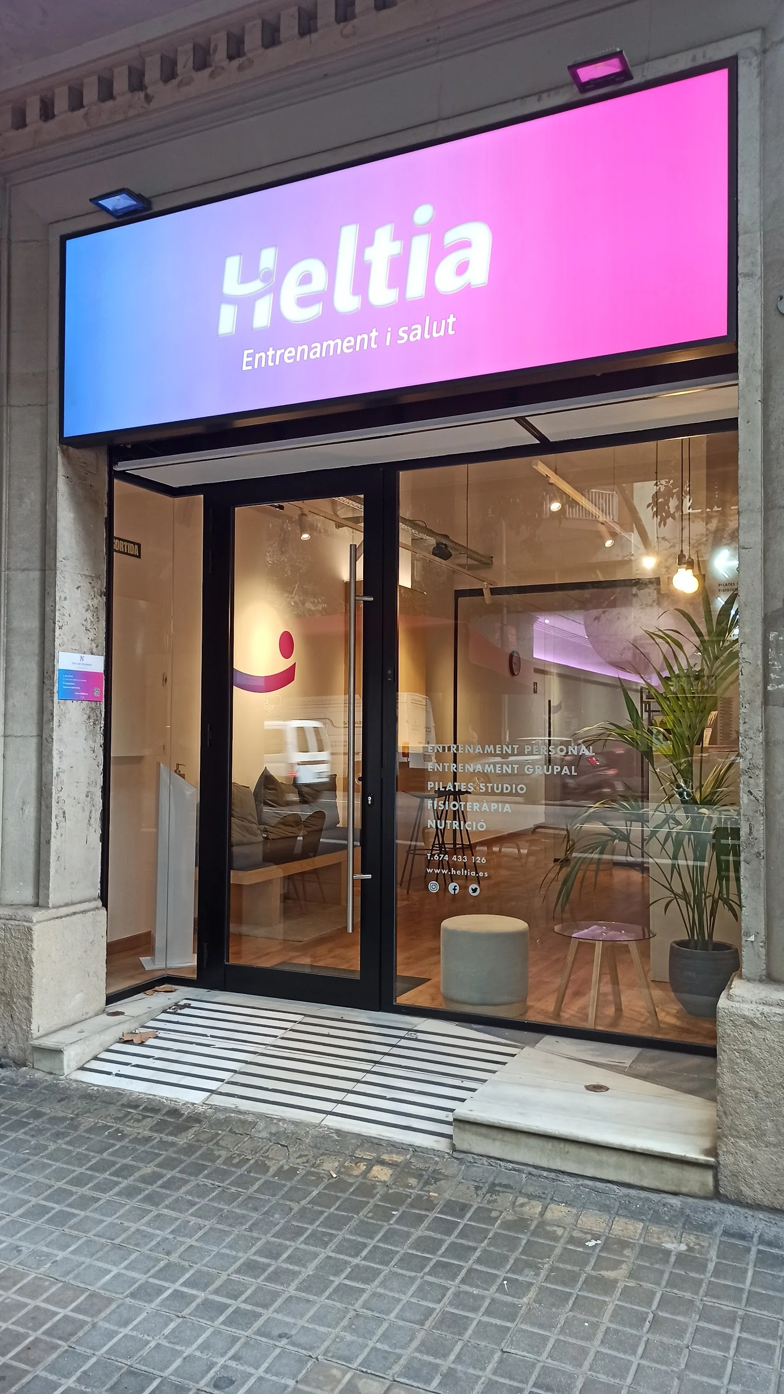 Gimnasio Heltia Les Corts Pilates y Entrenamiento en Barcelona