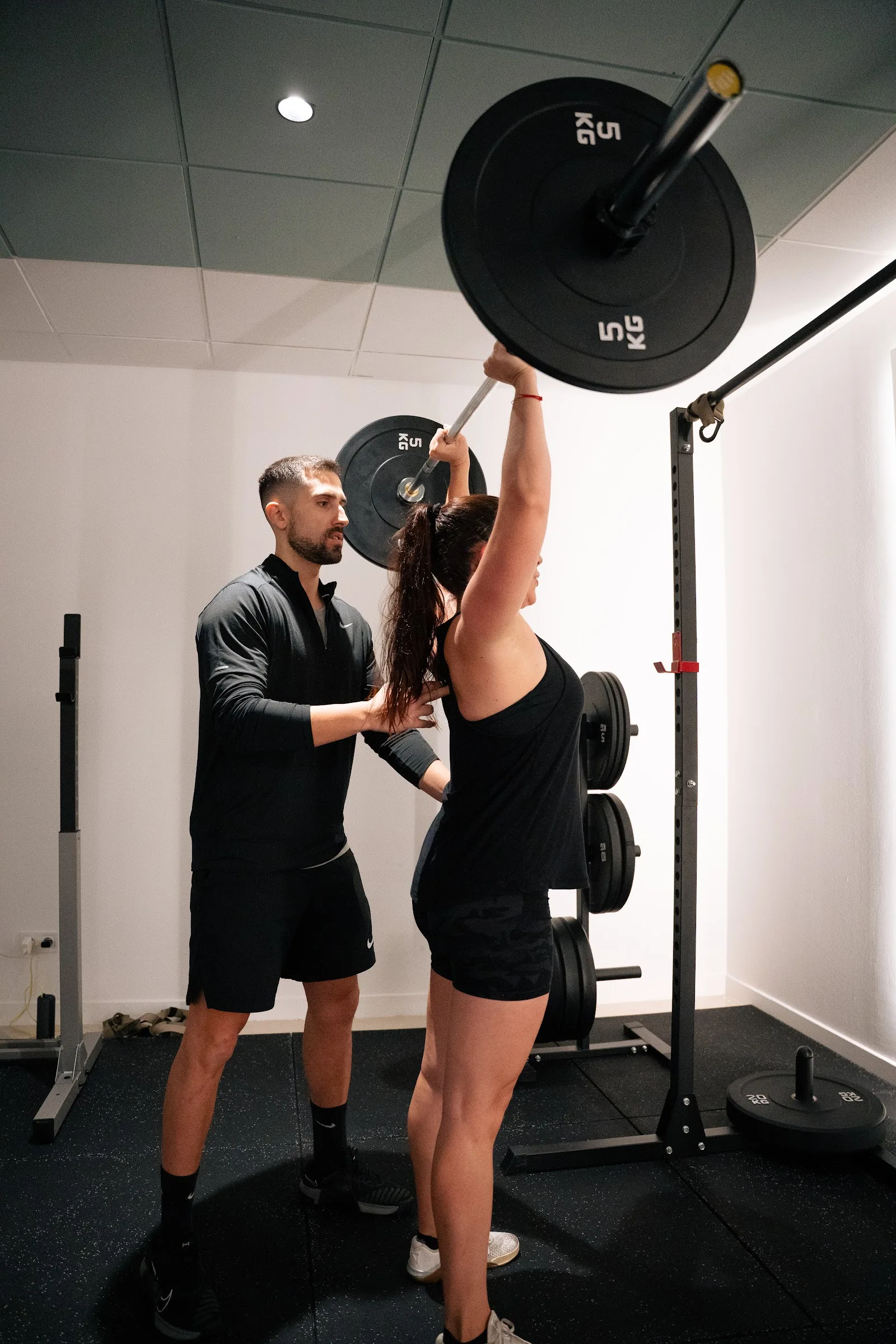 Gimnasio PRAGMA Health Club I Entrenamiento personal y grupos reducidos en Barcelona en Barcelona